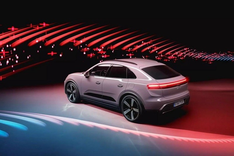 Cận cảnh SUV điện Porsche Macan EV 2024 vừa ra mắt, giá từ 1,93 tỷ đồng Cận cảnh SUV điện Porsche Macan EV 2024 vừa ra mắt, giá từ 1,93 tỷ đồng