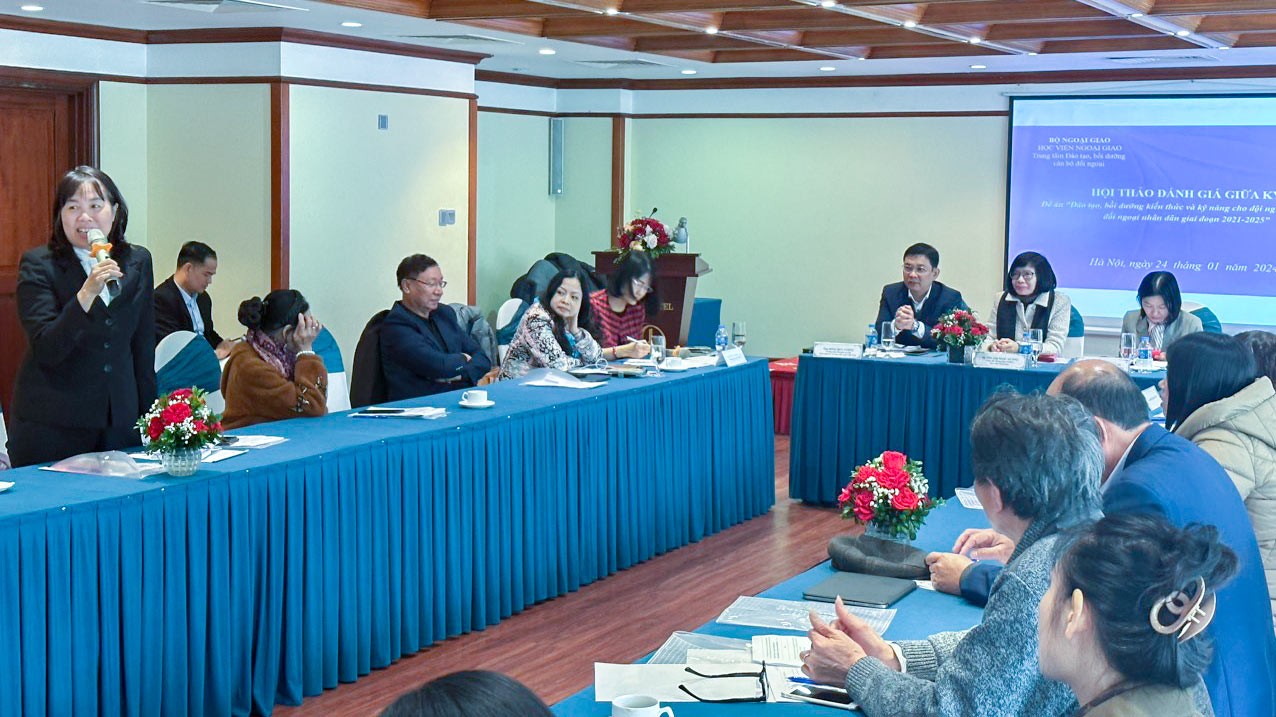 Tiếp tục bồi dưỡng kiến thức và kỹ năng cho đội ngũ làm công tác đối ngoại nhân dân trong tình hình mới