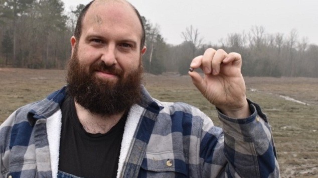 Du khách người Pháp tìm thấy viên kim cương khủng ở Mỹ