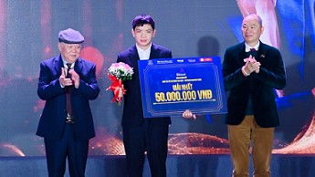 Nam sinh Vĩnh Phúc gây ngạc nhiên về khả năng hiểu biết về trí tuệ nhân tạo