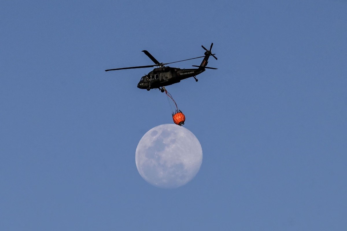 Ảnh ấn tượng (22-28/1): Nga - Ukraine ‘đấu khẩu’ về vụ rơi máy bay, ông Putin nói Moscow cố gắng chấm dứt xung đột, Tổng thống Biden có lợi thế