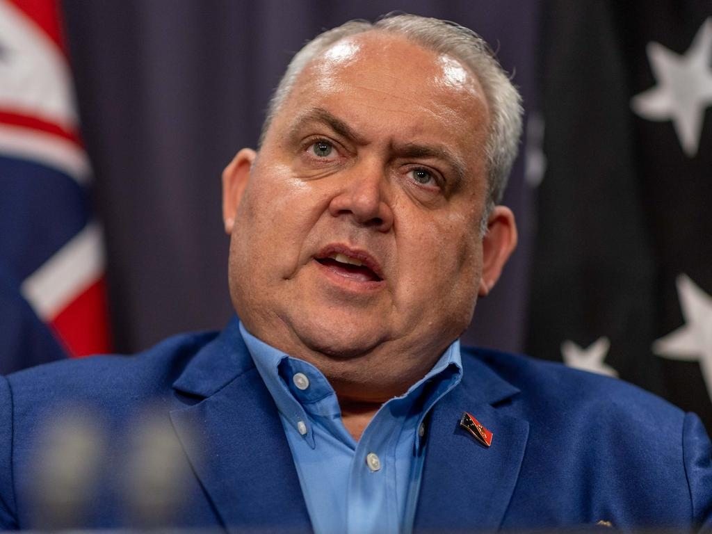 Trung Quốc đề nghị hỗ trợ an ninh nội bộ cho Papa New Guinea Trung Quốc đề nghị hỗ trợ an ninh nội bộ cho Papa New Guinea