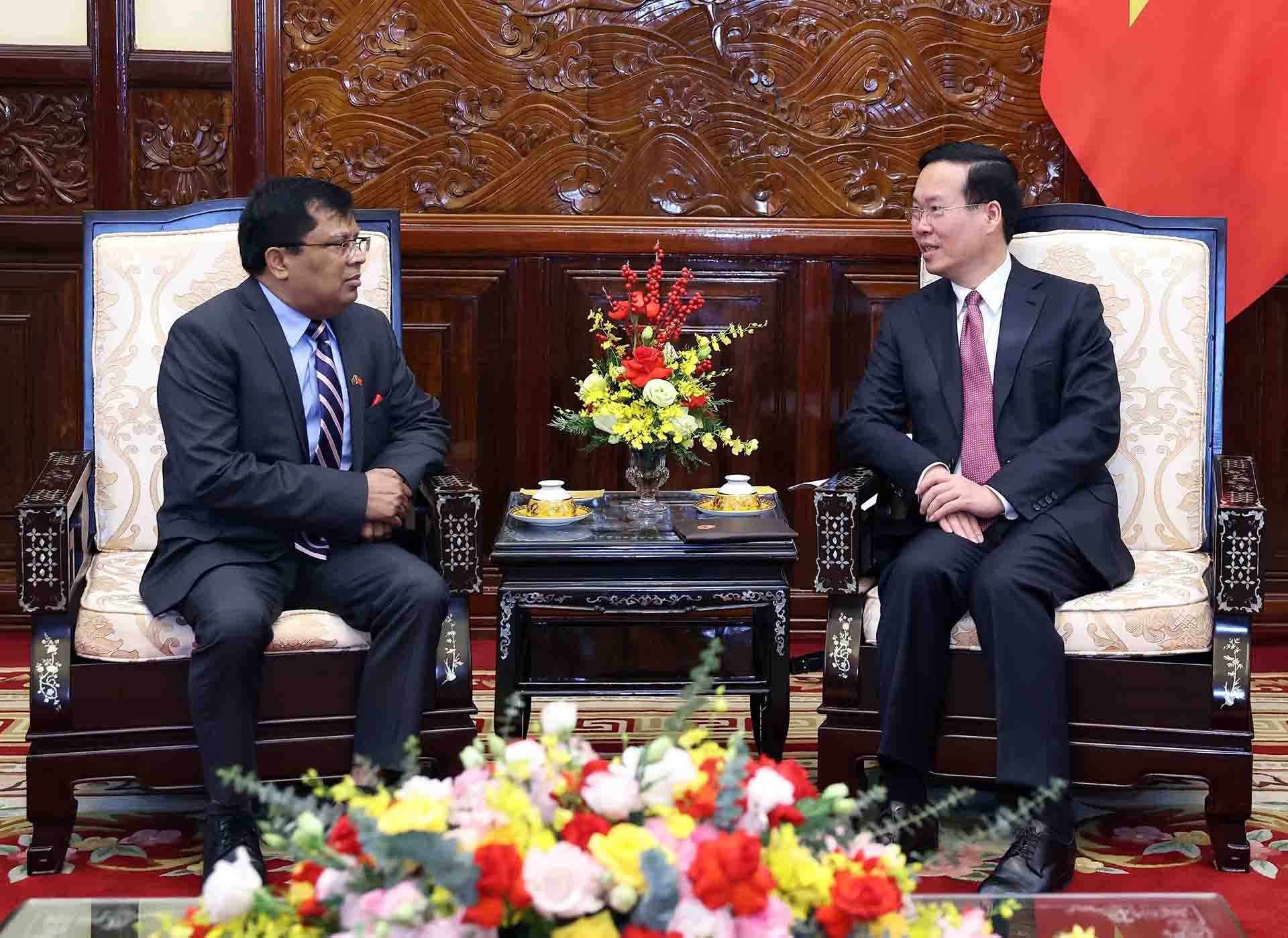 Chủ tịch nước Võ Văn Thưởng tiếp 3 Đại sứ trình Quốc thư Chủ tịch nước Võ Văn Thưởng tiếp 3 Đại sứ trình Quốc thư