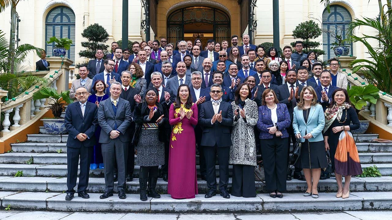 Bộ Ngoại giao gặp mặt các cơ quan thông tấn, báo chí nước ngoài thường trú tại Việt Nam dịp Xuân Giáp Thìn 2024