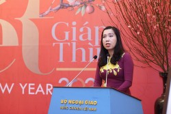 Thứ trưởng Bộ Ngoại giao Lê Thị Thu Hằng gửi Thư chúc Tết cộng đồng người Việt Nam ở nước ngoài