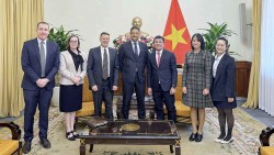 Thứ trưởng Thường trực Nguyễn Minh Vũ tiếp Đại sứ phụ trách không gian mạng và công nghệ thiết yếu Australia