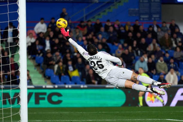 La Liga: Một số hình ảnh về Mason Greenwood trong trận thắng của Getafe trước Granada