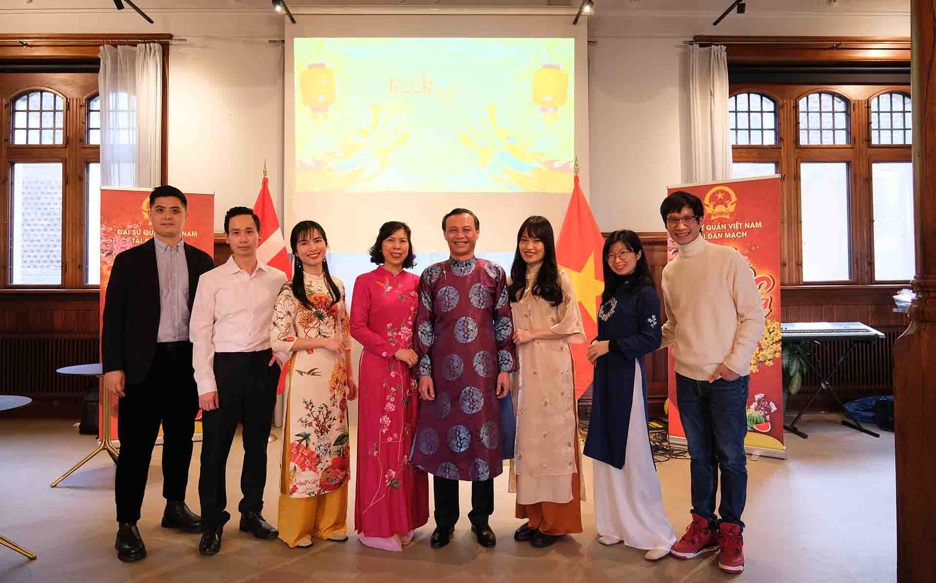 Xuân Quê hương 2024 tại Đan Mạch: Đầm ấm và xum vầy Xuân Quê hương 2024 tại Đan Mạch: Đầm ấm và xum vầy