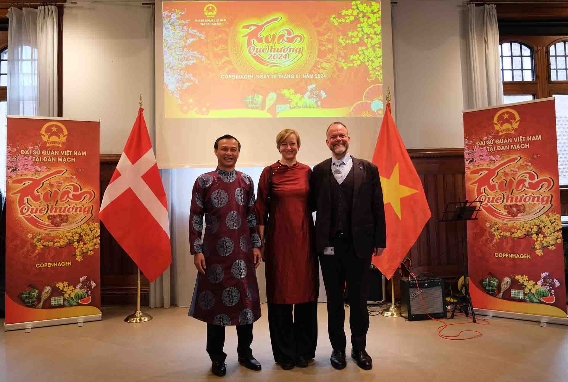 Xuân Quê hương 2024 tại Đan Mạch: Đầm ấm và xum vầy Xuân Quê hương 2024 tại Đan Mạch: Đầm ấm và xum vầy