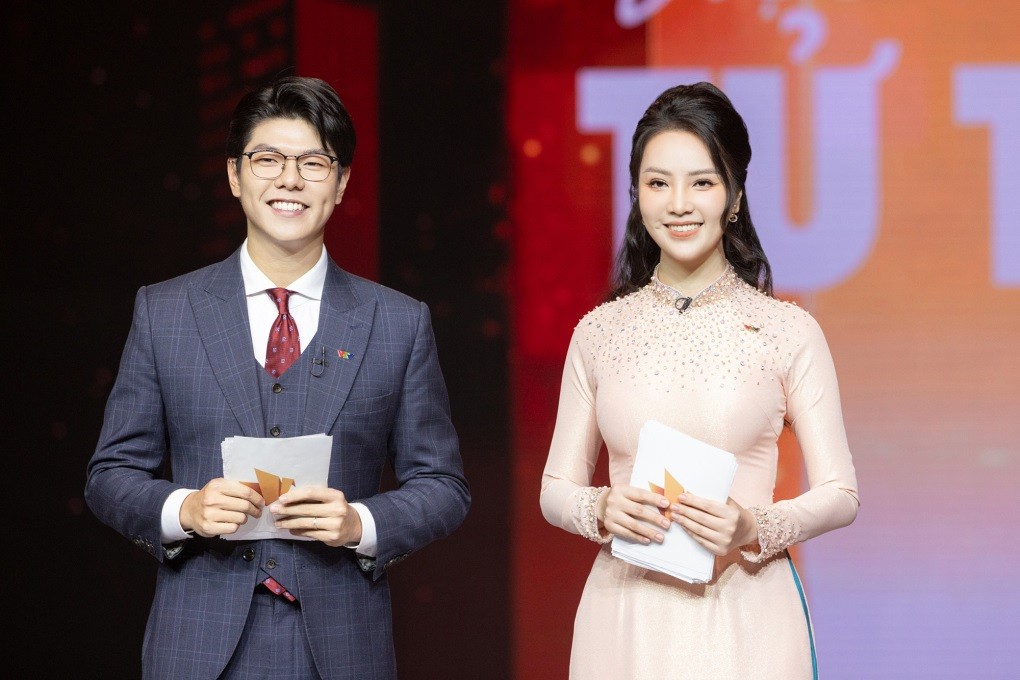 Gala truyền hình Tết Giáp thìn 2024: