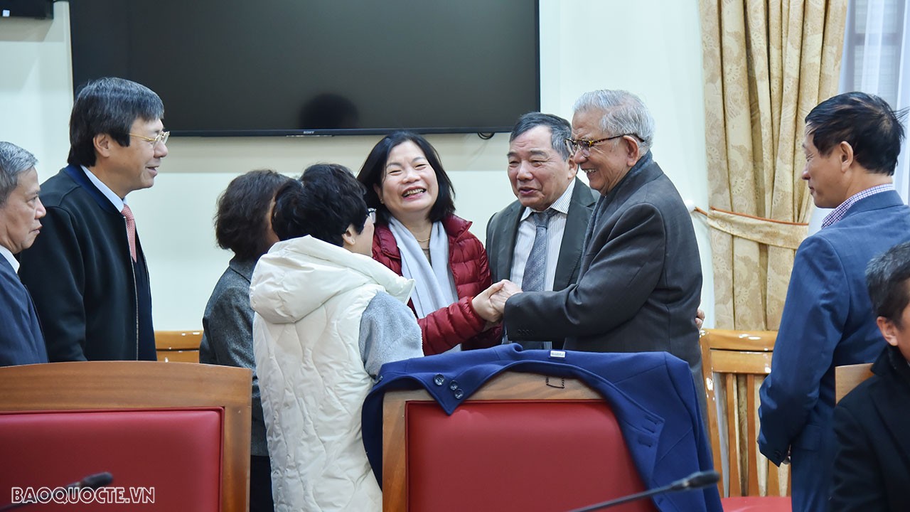 Gặp mặt các cán bộ hưu trí, các chuyên gia, học giả của Ủy ban quốc gia UNESCO Việt Nam Xuân Giáp Thìn 2024 Gặp mặt các cán bộ hưu trí, các chuyên gia, học giả của Ủy ban quốc gia UNESCO Việt Nam Xuân Giáp Thìn 2024