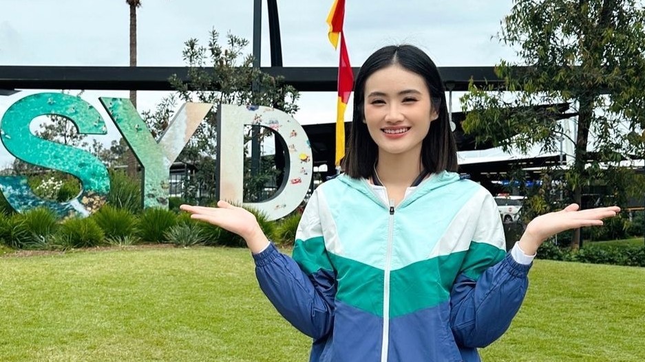 Hoa hậu Ý Nhi dành tiền đi làm thêm, trao quà từ thiện dịp Tết Âm lịch 2024