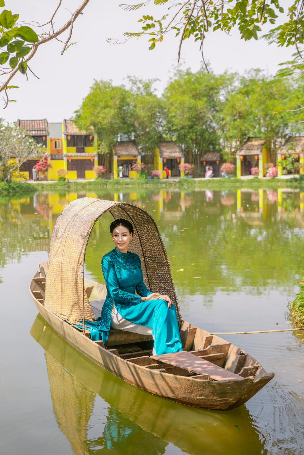 Hoa hậu Hà Kiều Anh