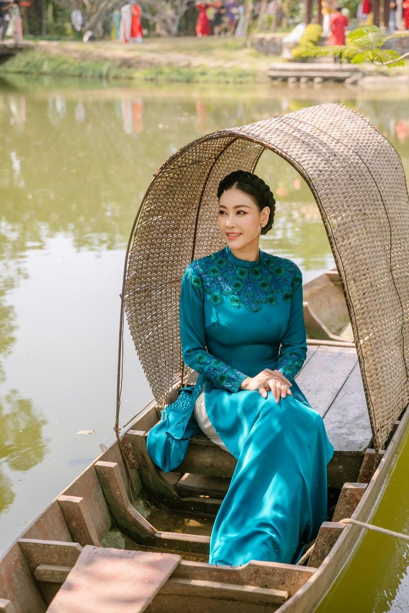 Hoa hậu Hà Kiều Anh