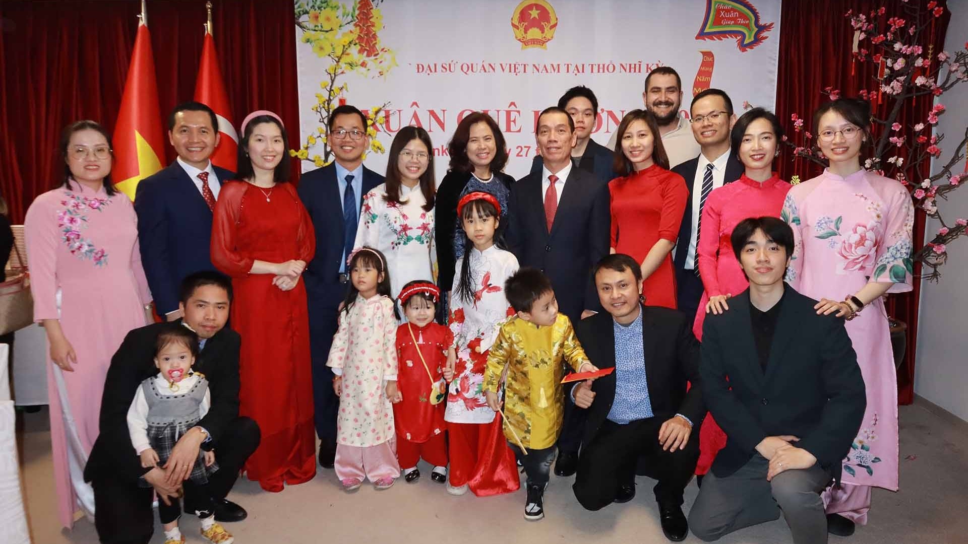 Đậm đà bản sắc dân tộc chương trình Xuân Quê hương tại Thổ Nhĩ Kỳ