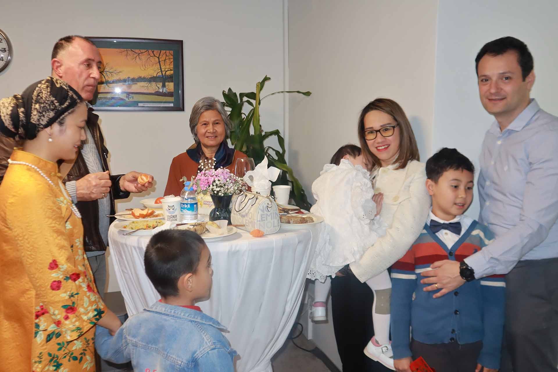 Đậm đà bản sắc dân tộc chương trình Xuân Quê hương tại Thổ Nhĩ Kỳ Đậm đà bản sắc dân tộc chương trình Xuân Quê hương tại Thổ Nhĩ Kỳ