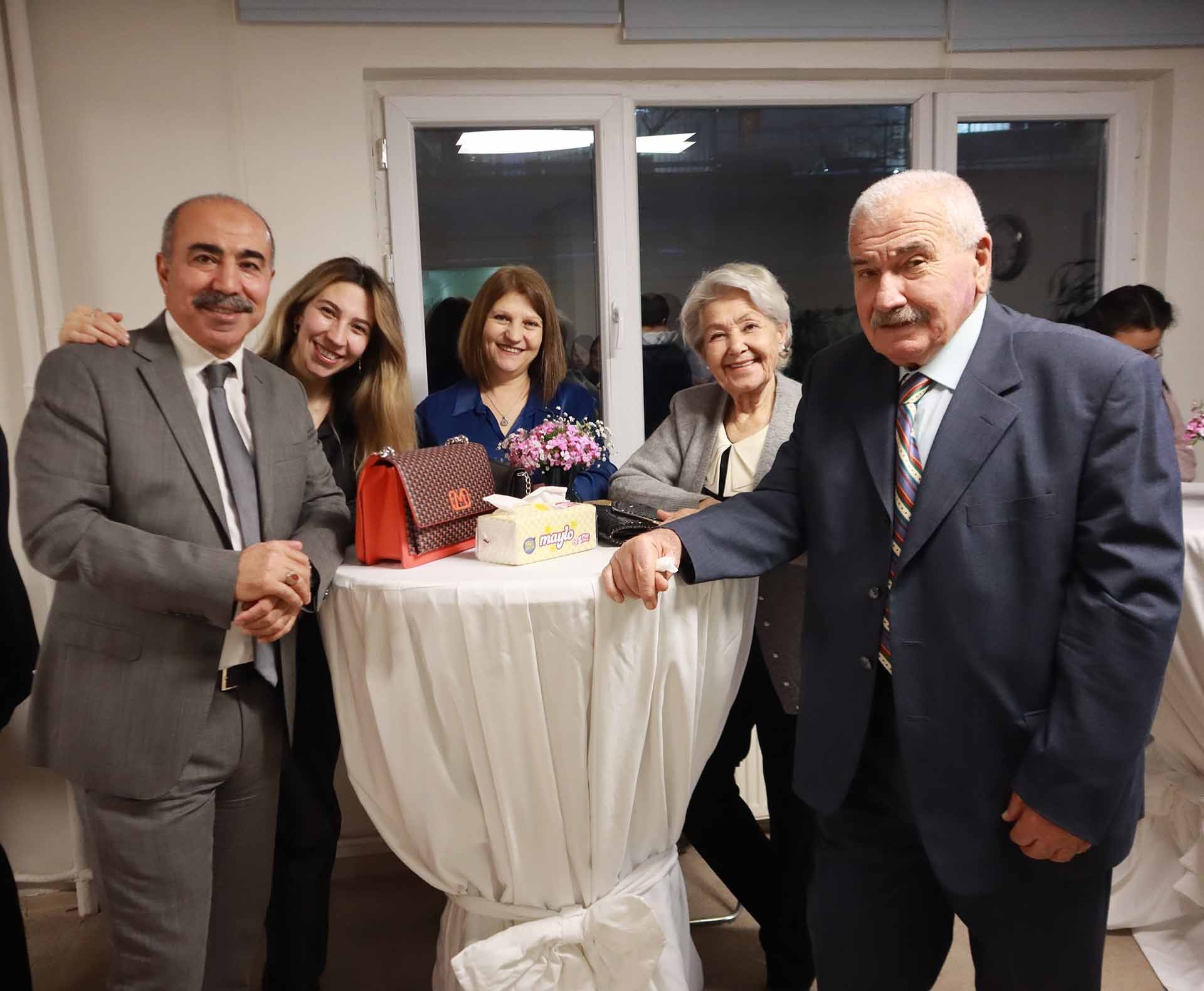 Đậm đà bản sắc dân tộc chương trình Xuân Quê hương tại Thổ Nhĩ Kỳ Đậm đà bản sắc dân tộc chương trình Xuân Quê hương tại Thổ Nhĩ Kỳ