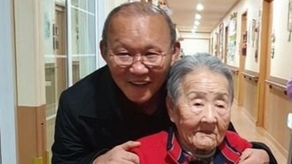Mẹ HLV Park Hang Seo qua đời ở tuổi 102
