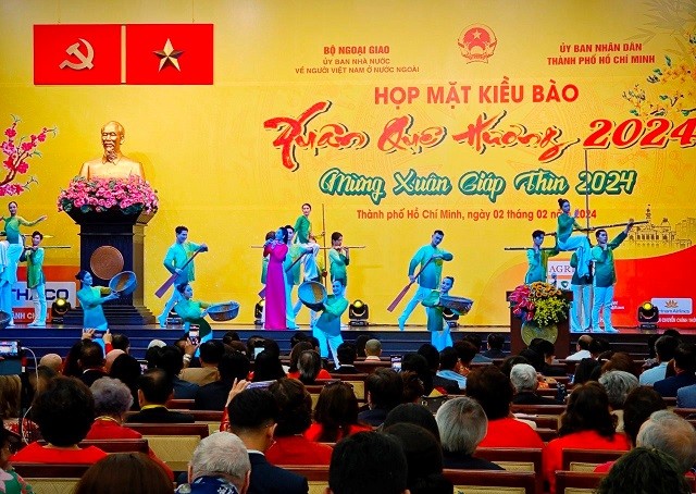 TP. Hồ Chí Minh tri ân sự đóng góp quý báu, đầy nghĩa tình của bà con kiều bào