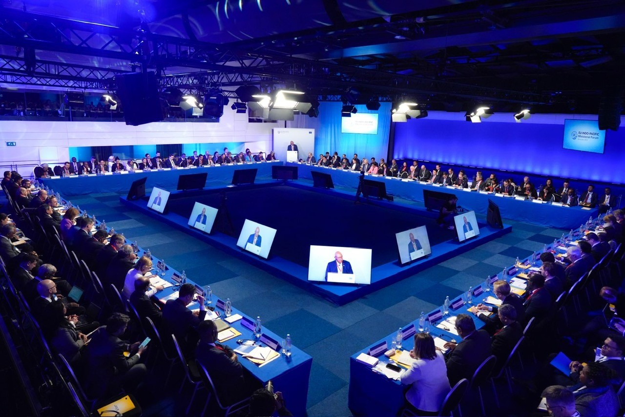 Bộ trưởng Bùi Thanh Sơn khẳng định cam kết chống biến đổi khí hậu và chuyển đổi xanh mạnh mẽ của Việt Nam tại IPMF-3