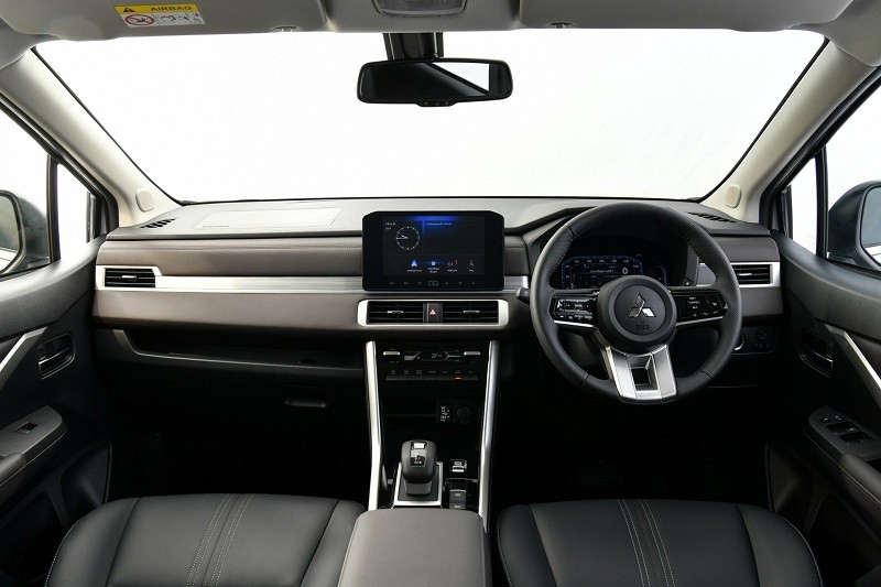 Cận cảnh Mitsubishi Xpander HEV vừa ra mắt tại Thái Lan, giá từ 626 triệu đồng Cận cảnh Mitsubishi Xpander HEV vừa ra mắt tại Thái Lan, giá từ 626 triệu đồng