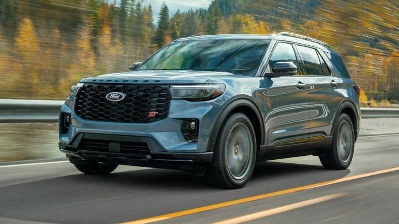 Cận cảnh Ford Explorer 2025 vừa ra mắt, giá từ 41.220 USD