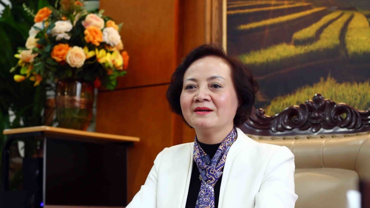 Bộ trưởng Bộ Nội vụ nói gì về cải cách chính sách tiền lương?