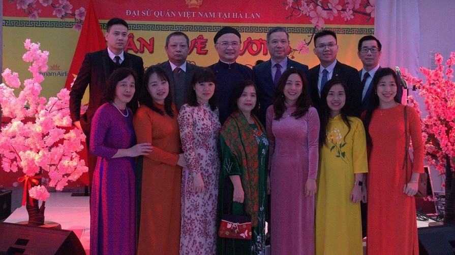 Xuân Quê hương 2024 đoàn kết, gắn bó, hướng về đất nước tại Hà Lan