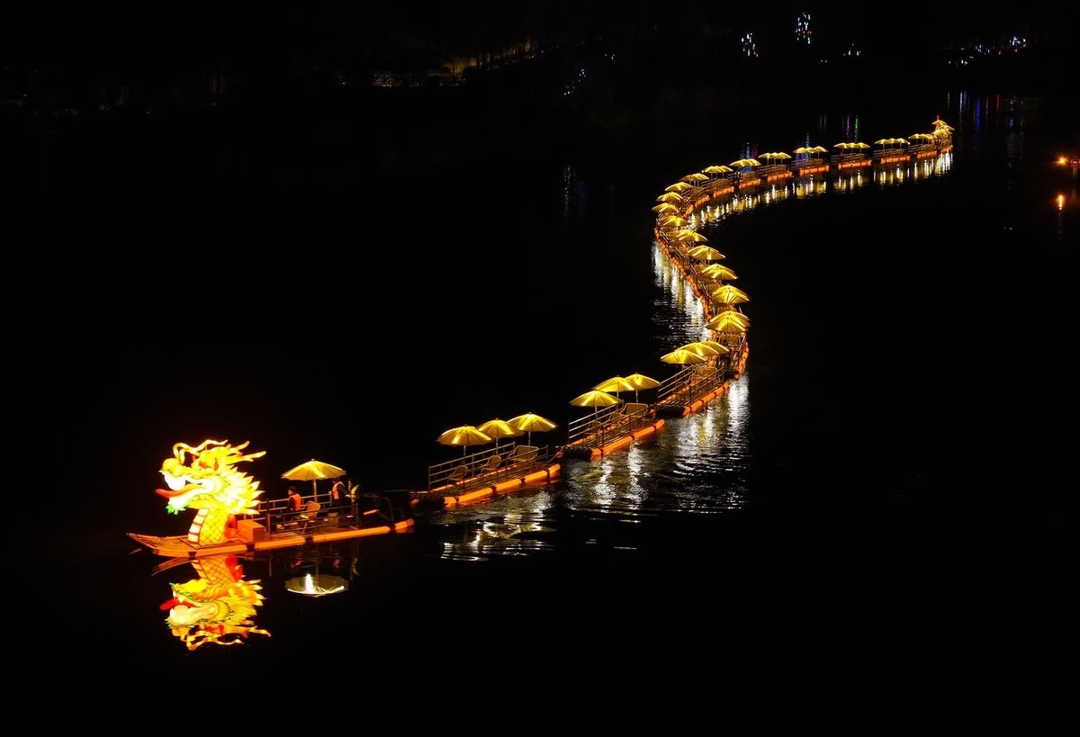 Ảnh ấn tượng (29/1-4/2): Nga nêu ‘thủ phạm’ bắn máy bay chở tù nhân Ukraine; Hungary gây 'kinh ngạc' cho EU, Thủ tướng Đức cười hài lòng