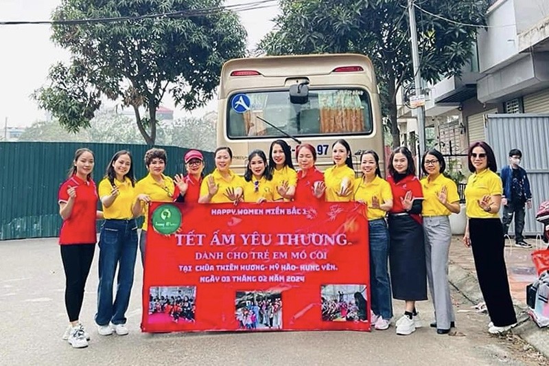 Doanh nhân Nguyễn Thu Hồng: Mang xuân yêu thương đến trẻ em và người già neo đơn Doanh nhân Nguyễn Thu Hồng: Mang xuân yêu thương đến trẻ em và người già neo đơn