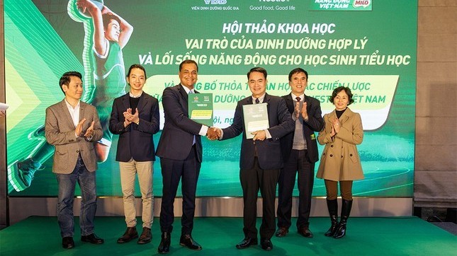 Dinh dưỡng hợp lý và lối sống năng động cho học sinh tiểu học