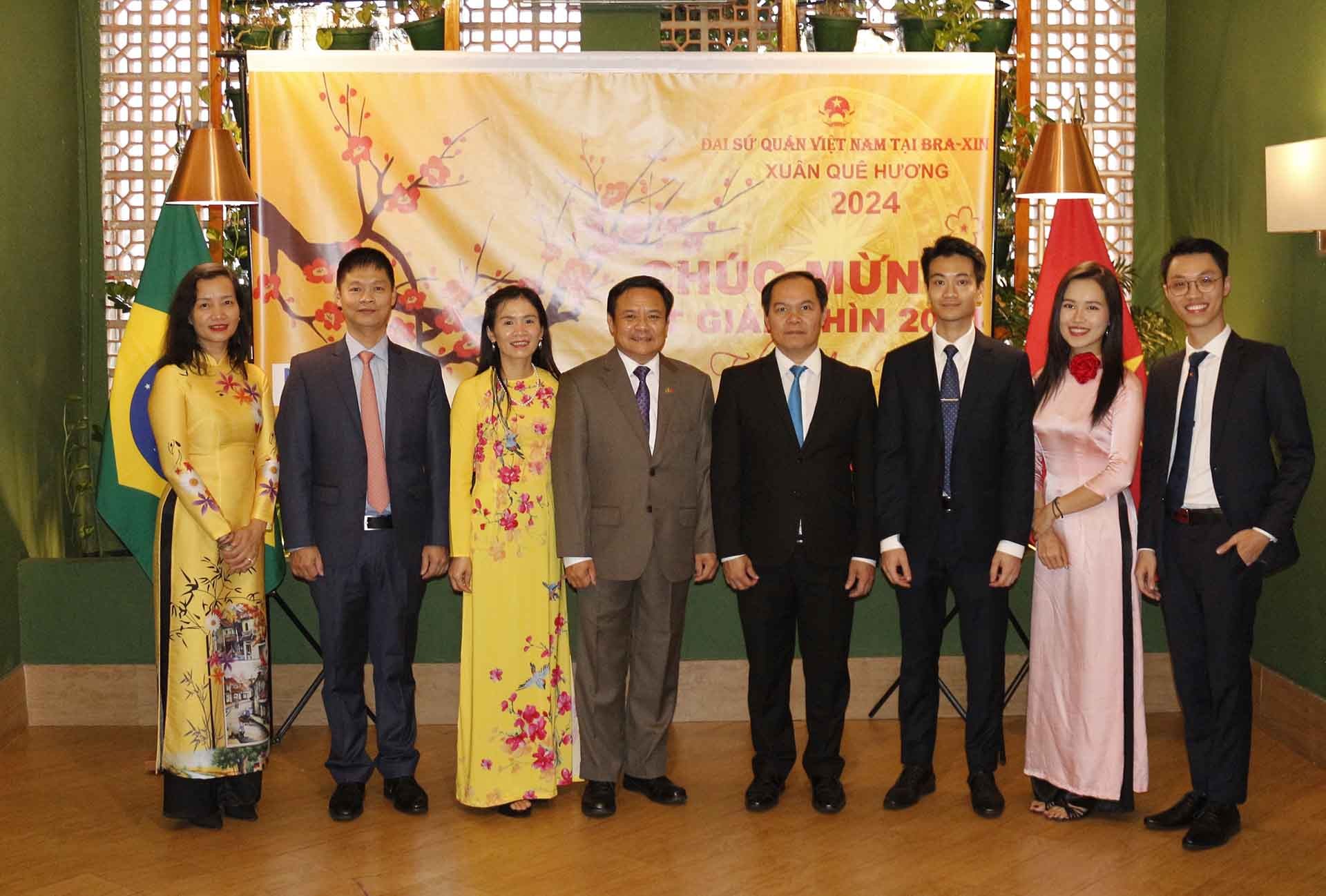 Đại sứ quán Việt Nam tại Brazil trang trọng tổ chức chương trình Xuân Quê hương 2024
