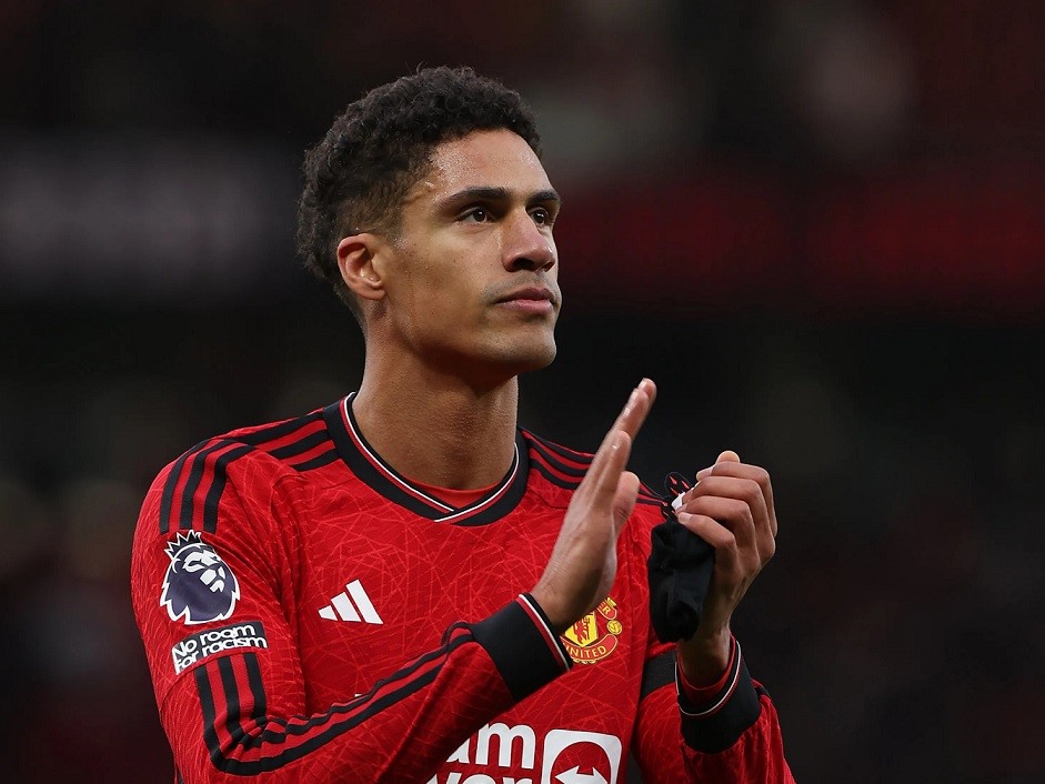 Chuyển nhượng cầu thủ MU: Al-Nassr mời Raphael Varane gia nhập vào Hè 2024