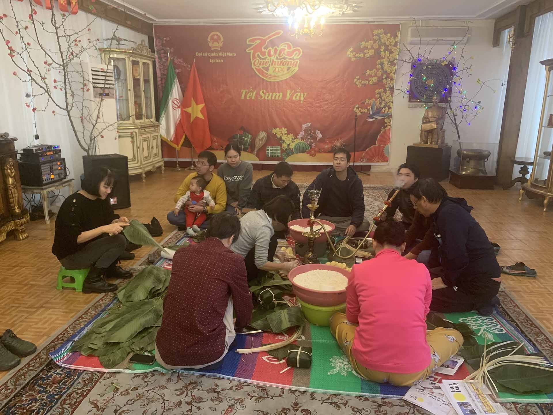 Xuân Quê hương 2024 tại Iran: Đầm ấm và thân tình Xuân Quê hương 2024 tại Iran: Đầm ấm và thân tình