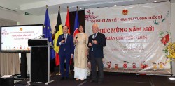 Tết cộng đồng mừng Xuân Giáp Thìn 2024 tại Bỉ: Ấm áp và đậm đà bản sắc dân tộc