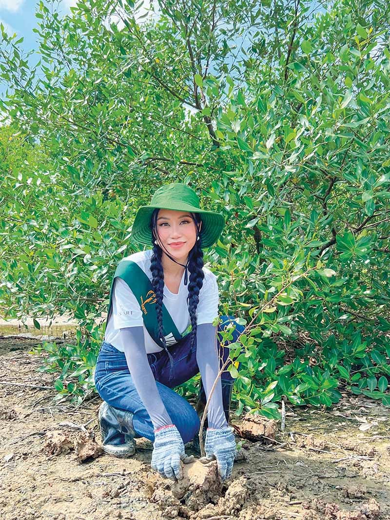 Hoa hậu Đỗ Thị Lan Anh: Lan tỏa thông điệp tích cực đến cộng đồng Hoa hậu Đỗ Thị Lan Anh: Lan tỏa thông điệp tích cực đến cộng đồng