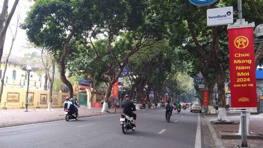 Dự báo thời tiết dịp nghỉ Tết Giáp Thìn 2024: Bắc Bộ trời rét, vùng núi có rét đậm rét hại; Trung Bộ có mưa rào rải rác; phía Nam ít mưa, ngày nắng