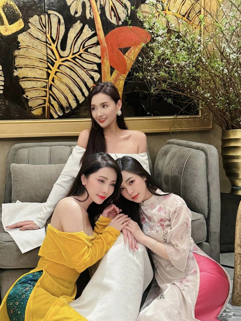 Sao Việt đón Tết