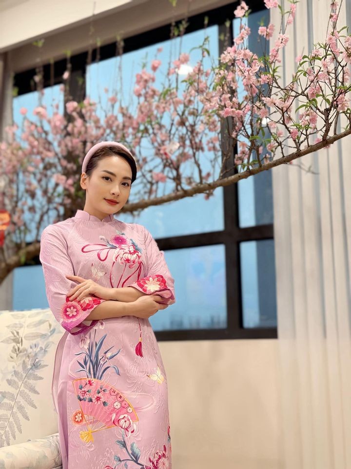 Sao Việt đón Tết