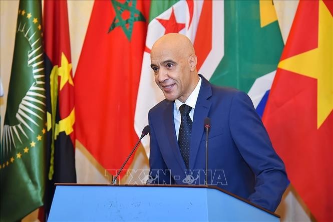 Đại sứ Jamale Chouaibi: Morocco và Việt Nam có nhiều điểm tương đồng Đại sứ Jamale Chouaibi: Morocco và Việt Nam có nhiều điểm tương đồng