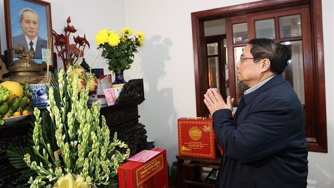Thủ tướng Phạm Minh Chính dâng hương tưởng niệm cố Thủ tướng Phạm Văn Đồng