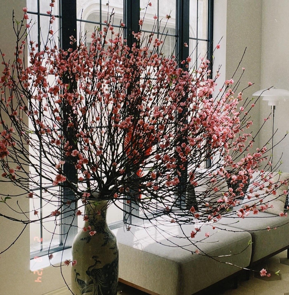 Diễm My 9X khoe ảnh biệt thự sang trọng được trang hoàng chu đáo đón Tết Nguyên đán