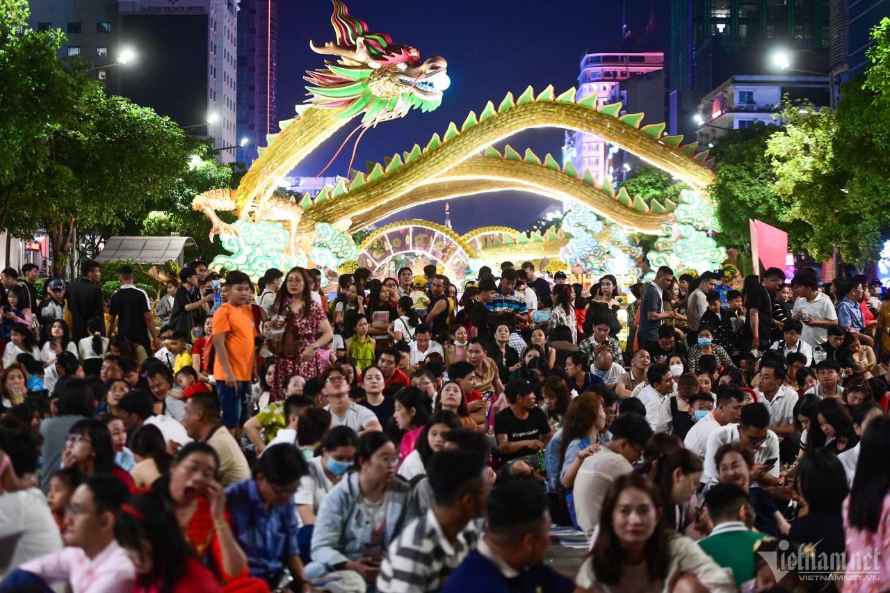 Không khí tưng bừng đón Tết nguyên đán trên khắp thế giới