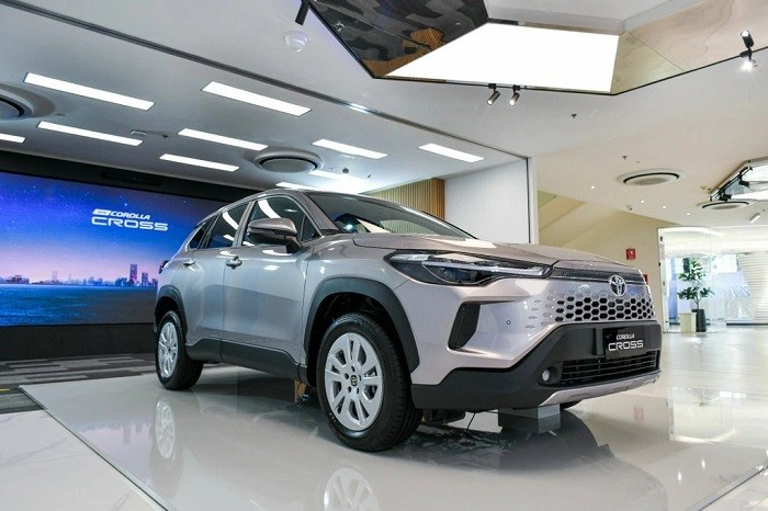 Cận cảnh Toyota Corolla Cross 2024 vừa ra mắt tại Thái Lan, giá từ 680 triệu đồng Cận cảnh Toyota Corolla Cross 2024 vừa ra mắt tại Thái Lan, giá từ 680 triệu đồng