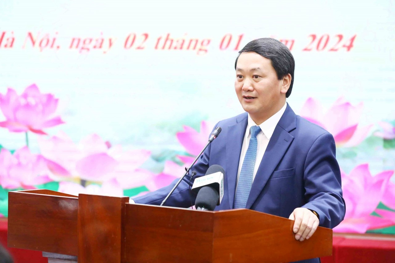 Bộ trưởng, Chủ nhiệm Ủy ban Dân tộc Hầu A Lềnh phát biểu tại Hội nghị trực tuyến toàn quốc tổng kết công tác dân tộc năm 2023, triển khai nhiệm vụ năm 2024, ngày 2/1/2024. (Nguồn: TTXVN) Bộ trưởng, Chủ nhiệm Ủy ban Dân tộc Hầu A Lềnh phát biểu tại Hội nghị trực tuyến toàn quốc tổng kết công tác dân tộc năm 2023, triển khai nhiệm vụ năm 2024, ngày 2/1/2024. (Nguồn: TTXVN)