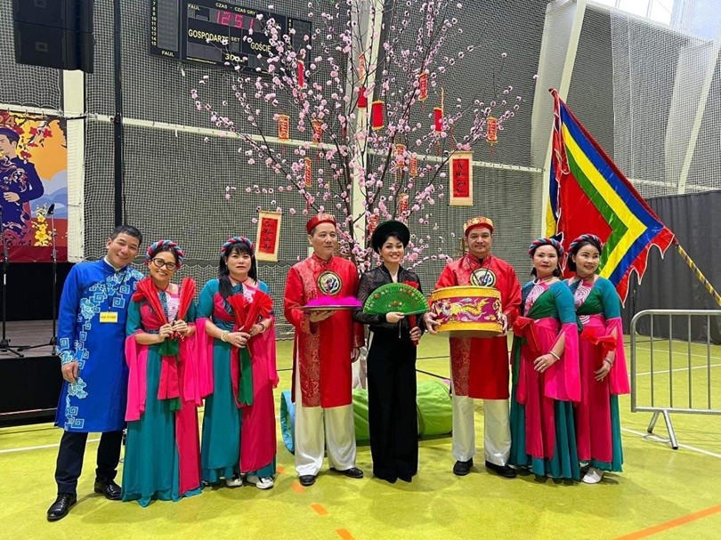 Chuỗi hoạt động mừng Xuân Giáp Thìn 2024 của cộng đồng người Việt Nam tại Ba Lan Chuỗi hoạt động mừng Xuân Giáp Thìn 2024 của cộng đồng người Việt Nam tại Ba Lan