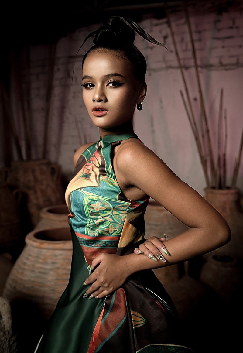 Mẫu nhí Laisha Dwi Aimee Mehrudeen.