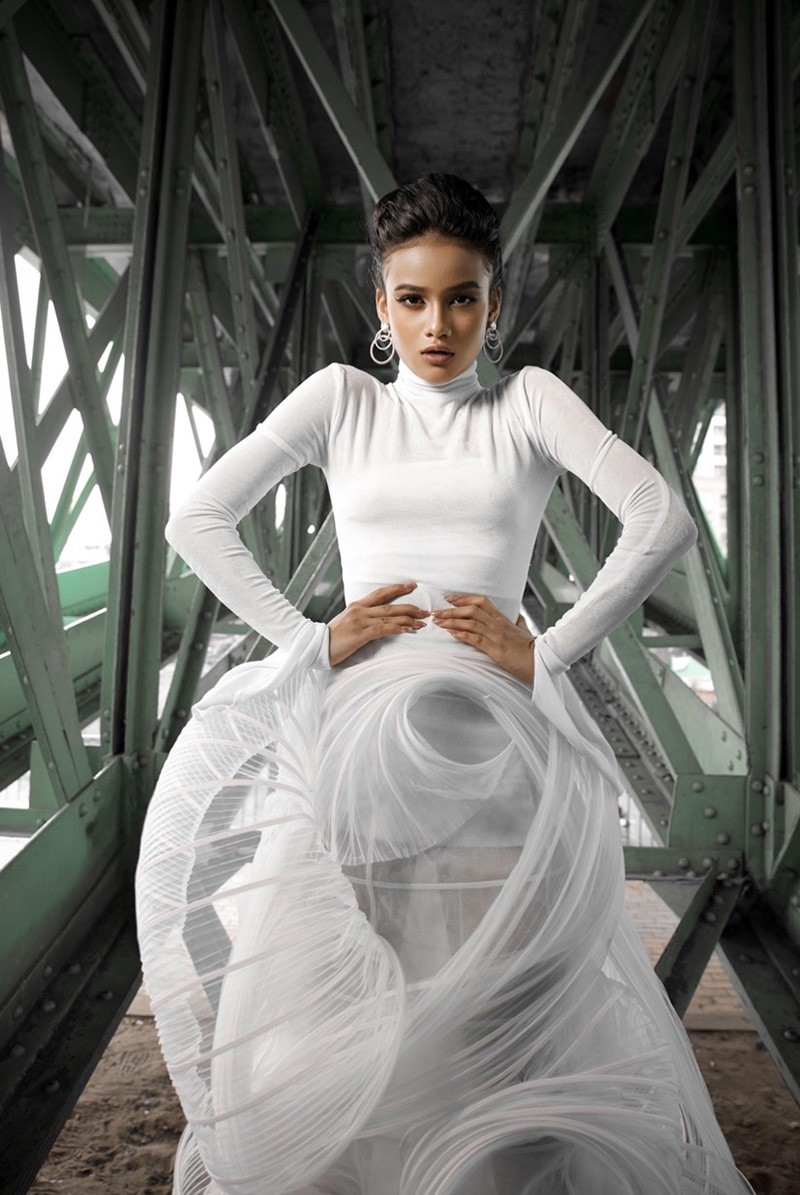 Laisha D.A.M trong một thiết kế sáng tạo mang tính nghệ thuật.
