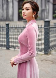 Nhan sắc ngút ngàn của diễn viên Kiều Anh