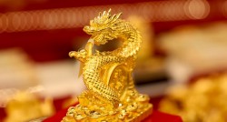 Giá vàng hôm nay 19/2/2024: Giá vàng trong nước biến động mạnh, ngày vía Thần Tài nhiều kỷ lục bất ngờ được xác lập